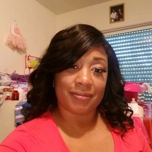 Meet your Posher, Temikka